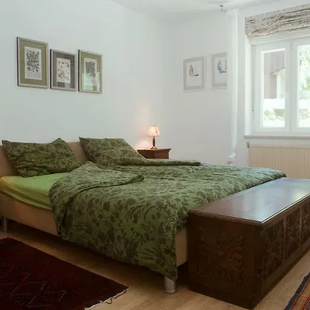 Riverview Three Springs Tri Zvira Apartman Zamost