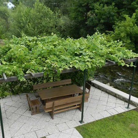 Apartmán Riverview Three Springs Tri Zvira *